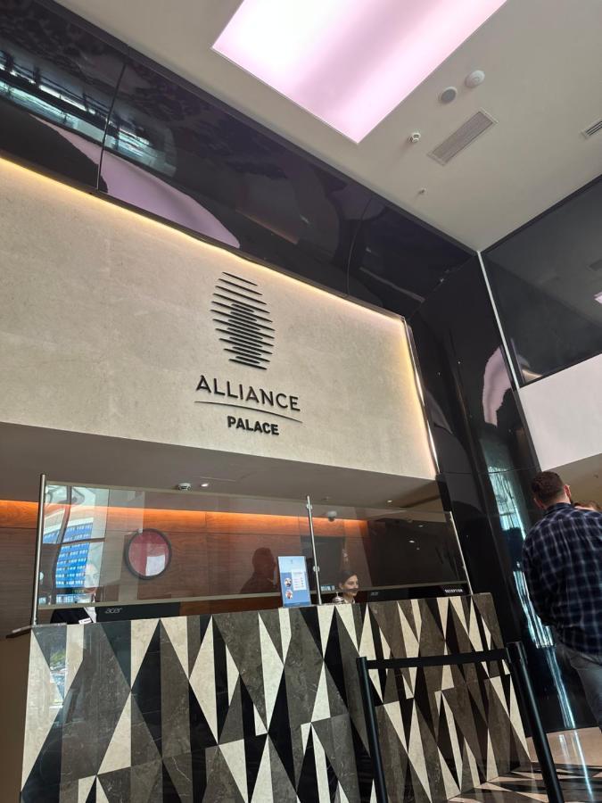 Alliance Palace Aparthotel By Marriott 巴统 外观 照片